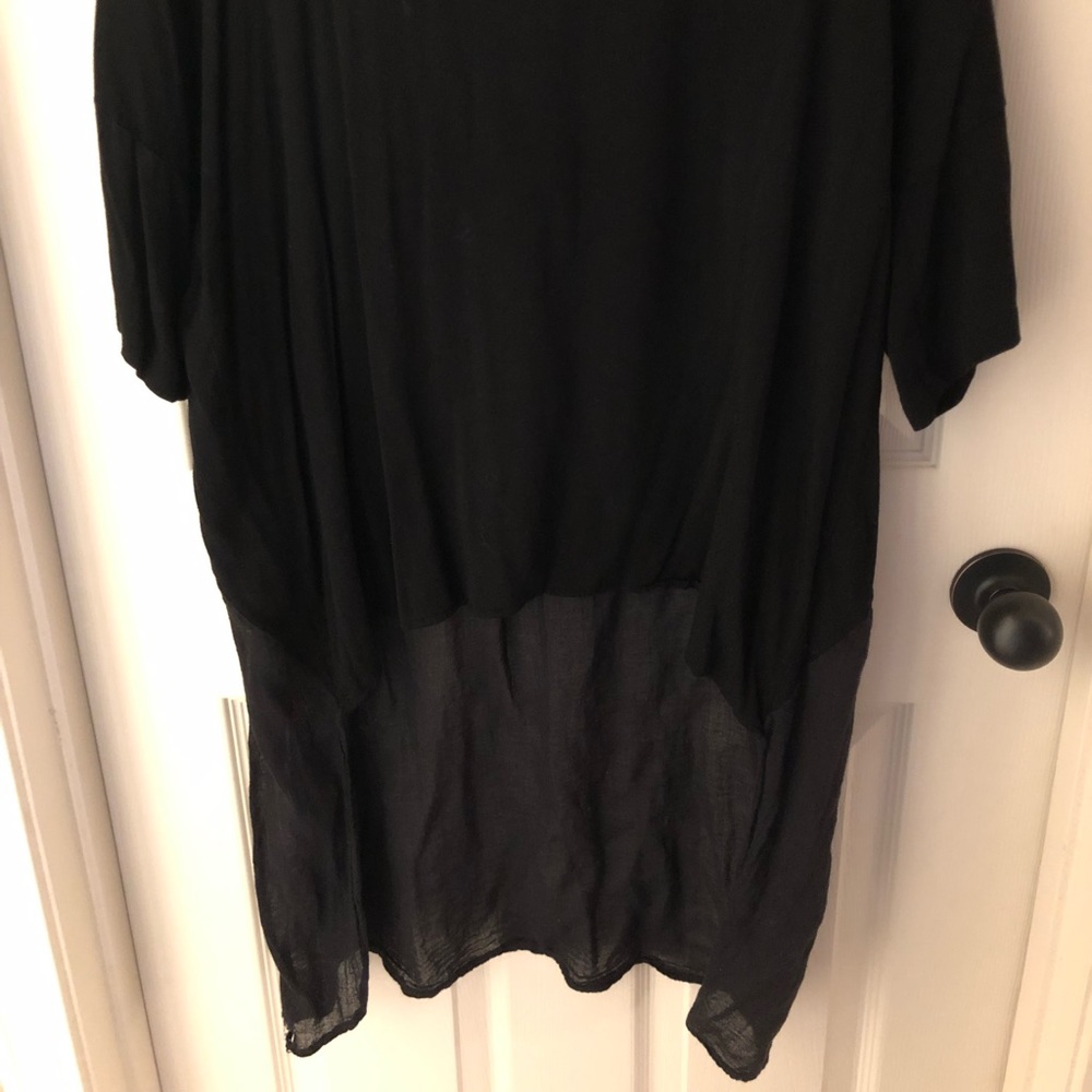 Simple Black Top - image 1